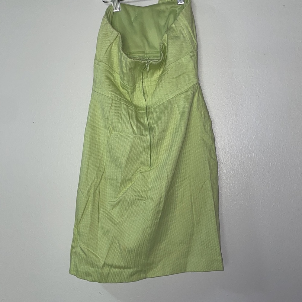 Green strapless dress ✨ - Picture 2 of 3